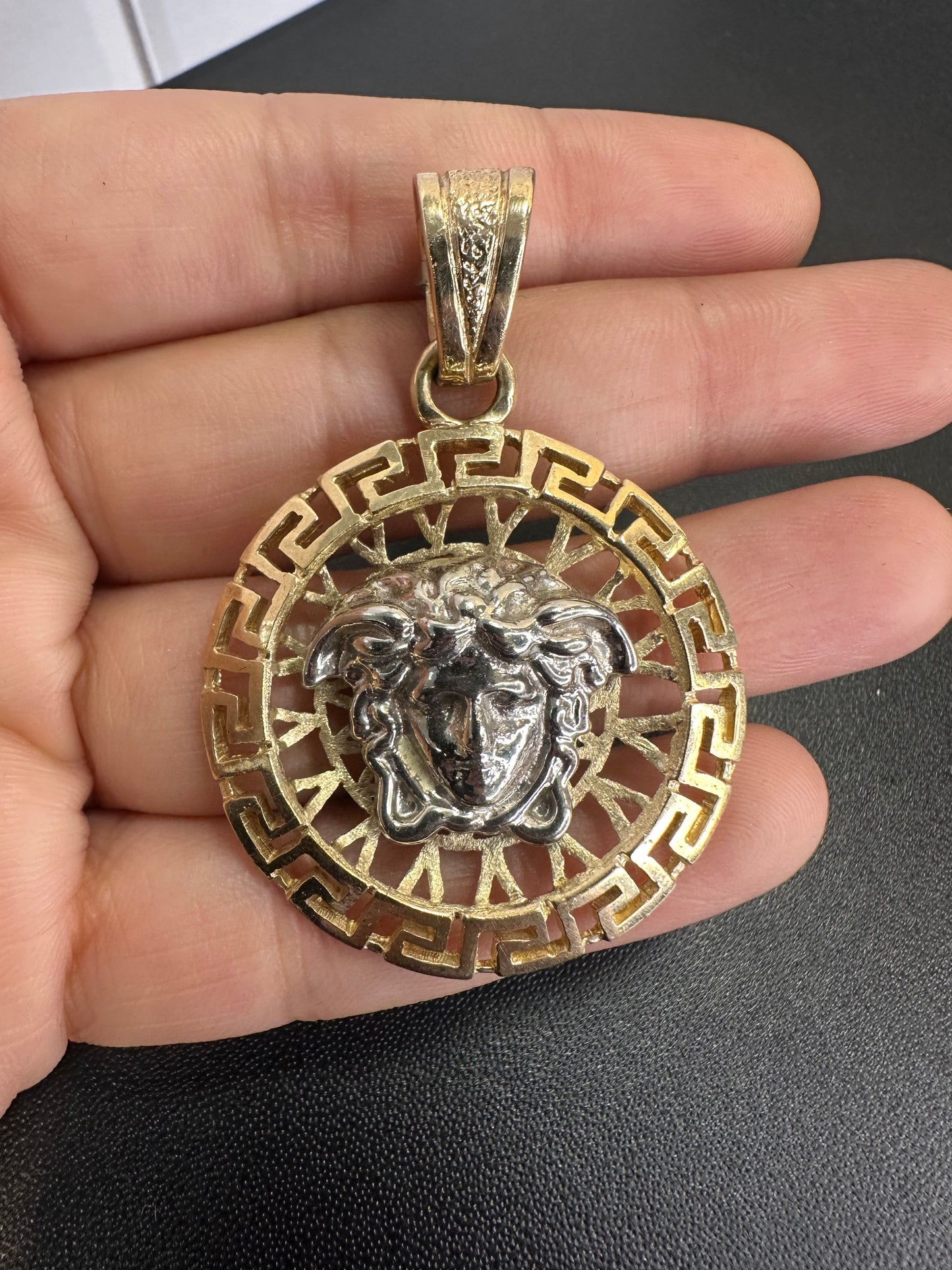 10k Medusa Pendant