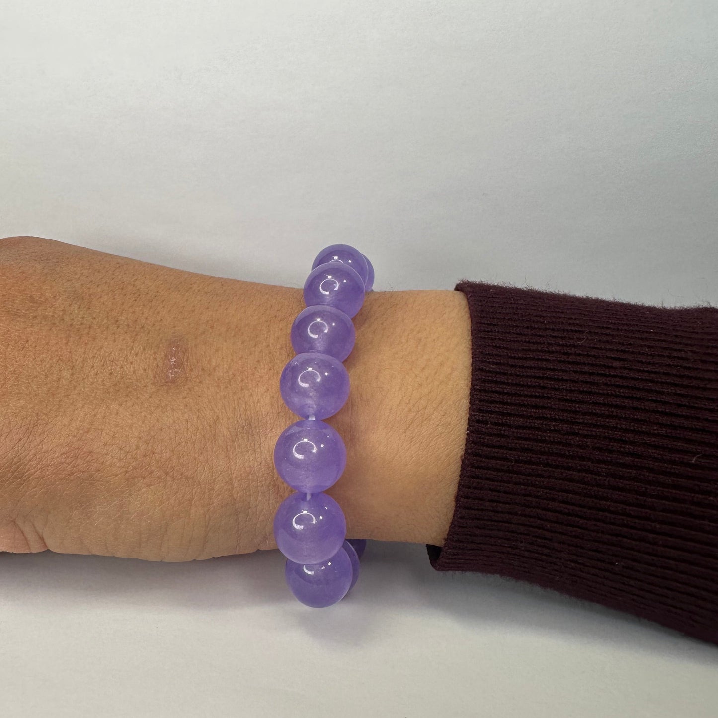 12mm Purple Jade Beaded Bracelet