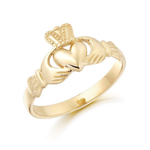 yellow gold claddagh ring
